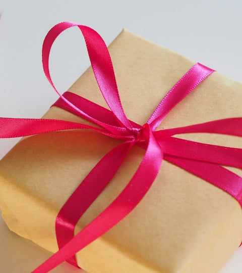 Why Gift Cards Are the Ultimate Valentine’s Day Gift (Yes, Really!)