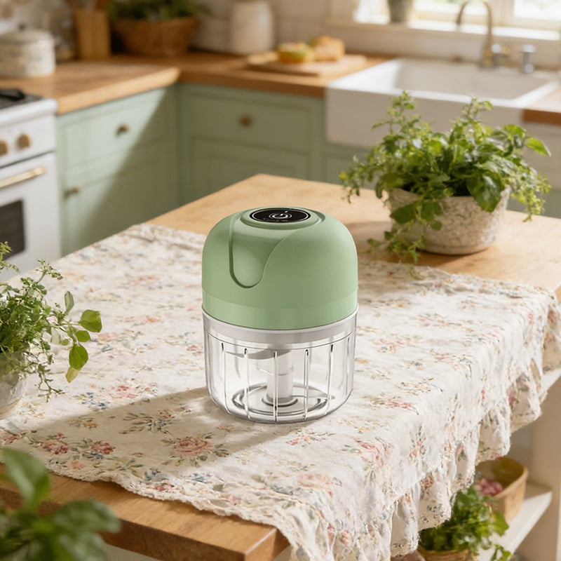 Lavish Kitchen Isle USB rechargeable mini garlic and vegetable chopper with stainless steel blades for quick meal prep.