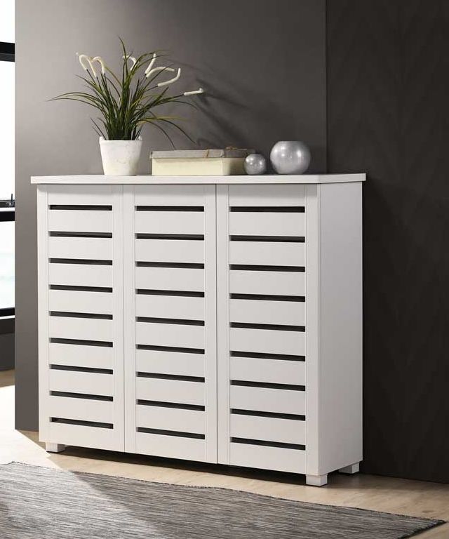 White 3-Door Shoe Cabinet – Stores Up to 20 Pairs with Fixed Shelves