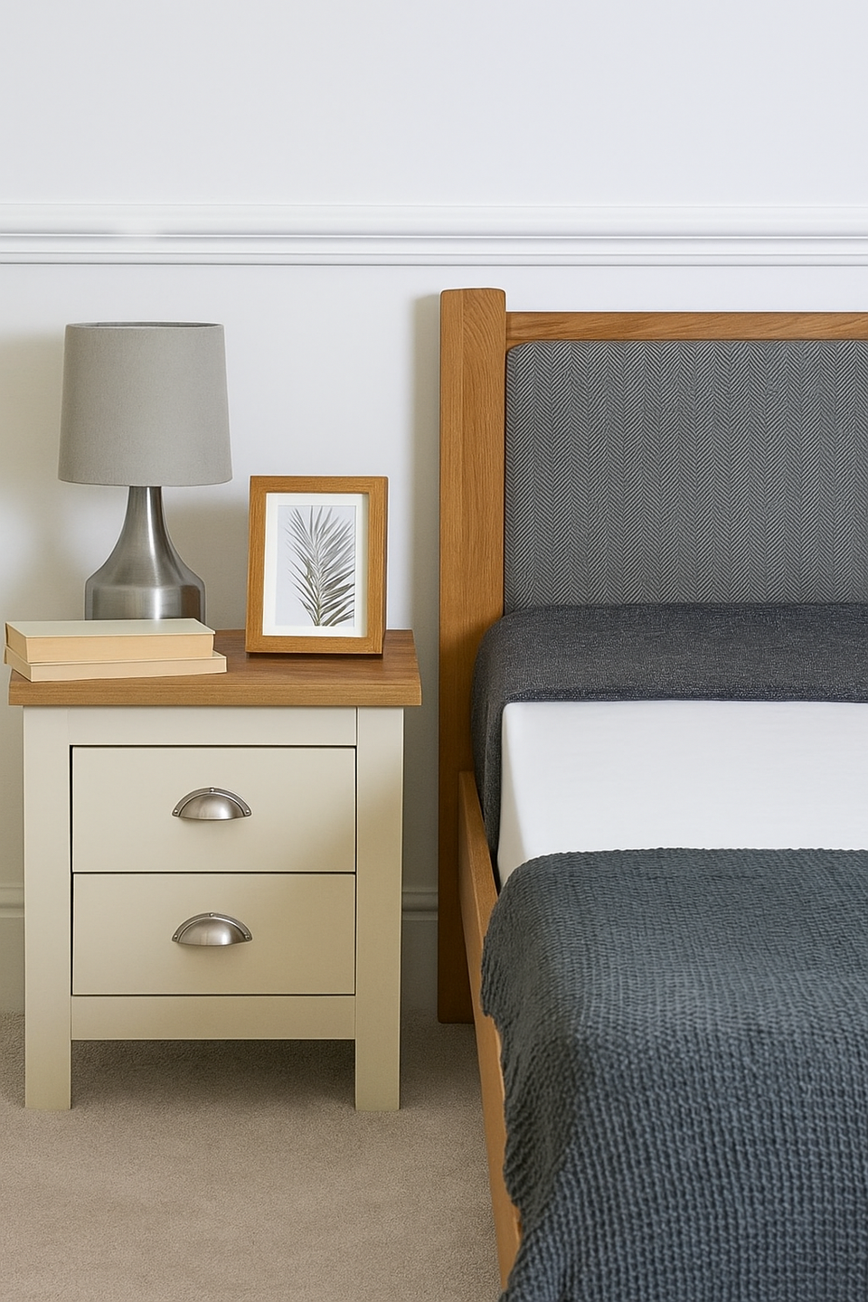 2x Bedside Cabinet with 2 Drawers Ite Range Bedroom Furniture  Cream & Oak Effect Nightstands