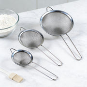 Lavish Kitchen Isle premium stainless steel kitchen strainers, 3-piece fine mesh set for draining and sieving tasks in the kitchen.