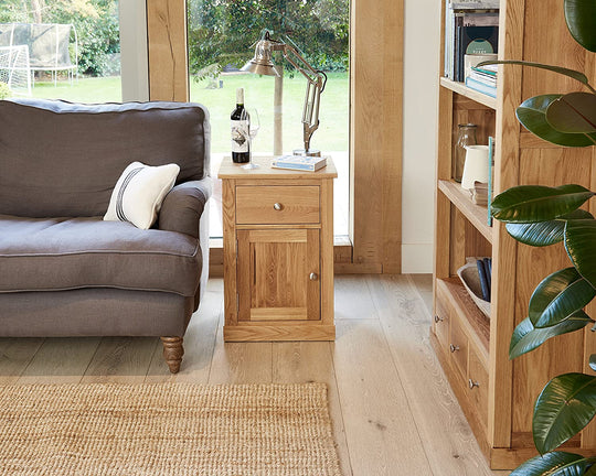 Mobel Oak One Door one Drawer Lamp Table